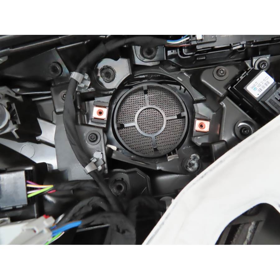 2021 Cadillac CT4 Front door midrange removed