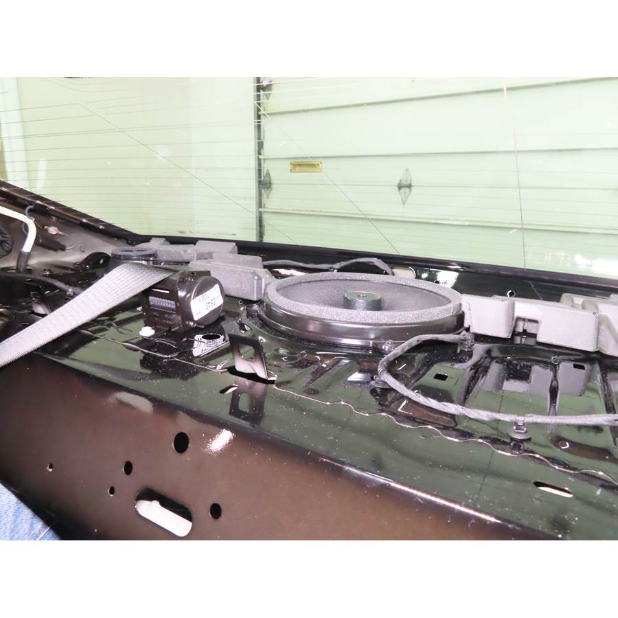 2021 Cadillac CT4 Rear deck center speaker