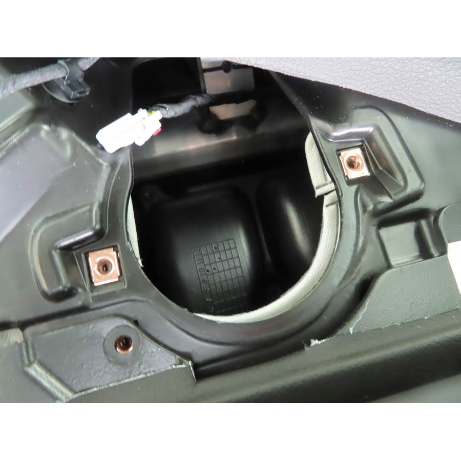 2021 Cadillac CT5 Center dash speaker removed