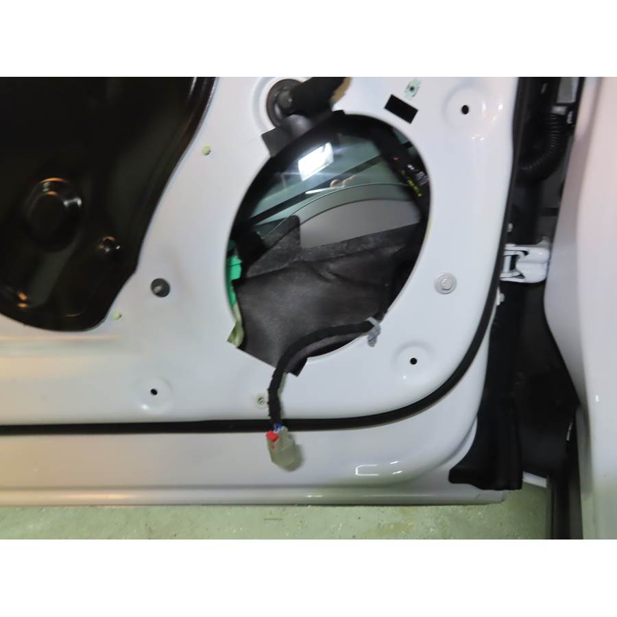 2021 Cadillac XT6 Front speaker removed