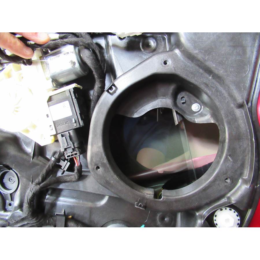 2017 Fiat 500X Front speaker removed