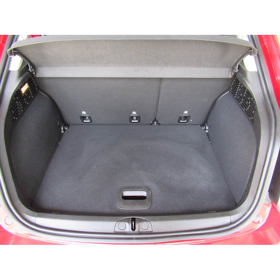 2017 Fiat 500X Cargo space