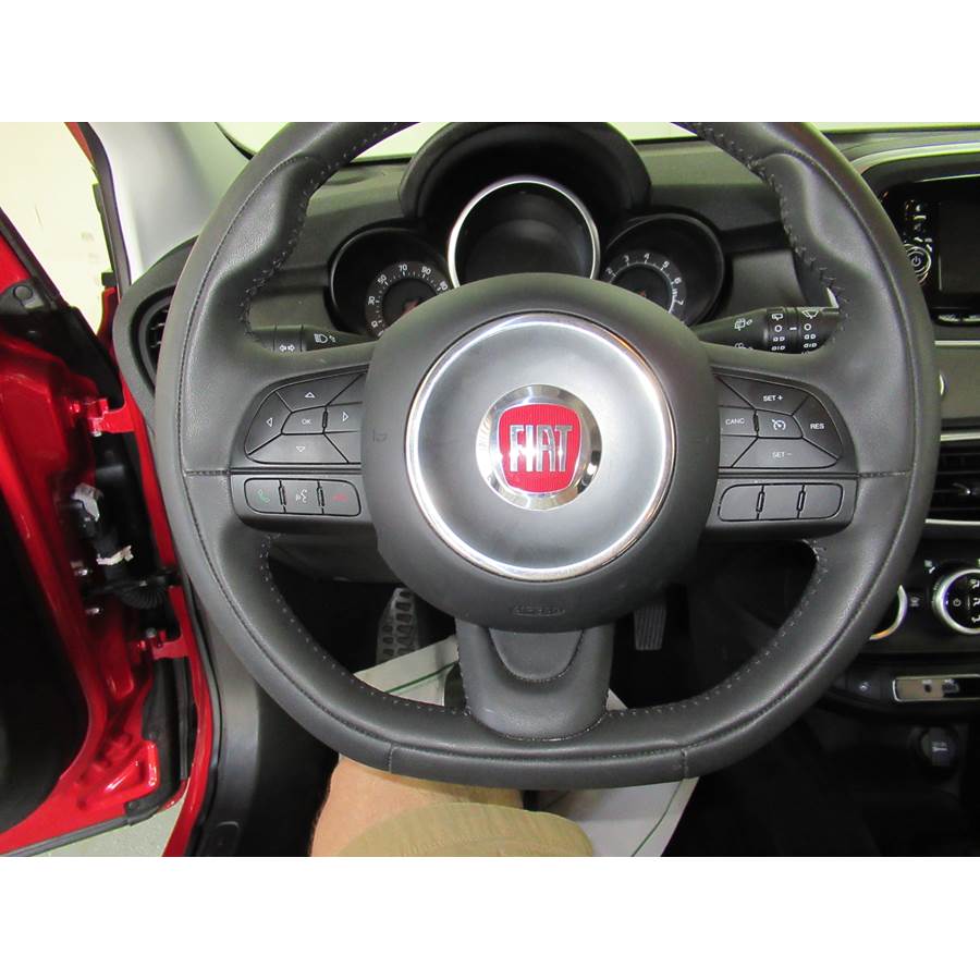 2018 Fiat 500X Steering wheel audio controls