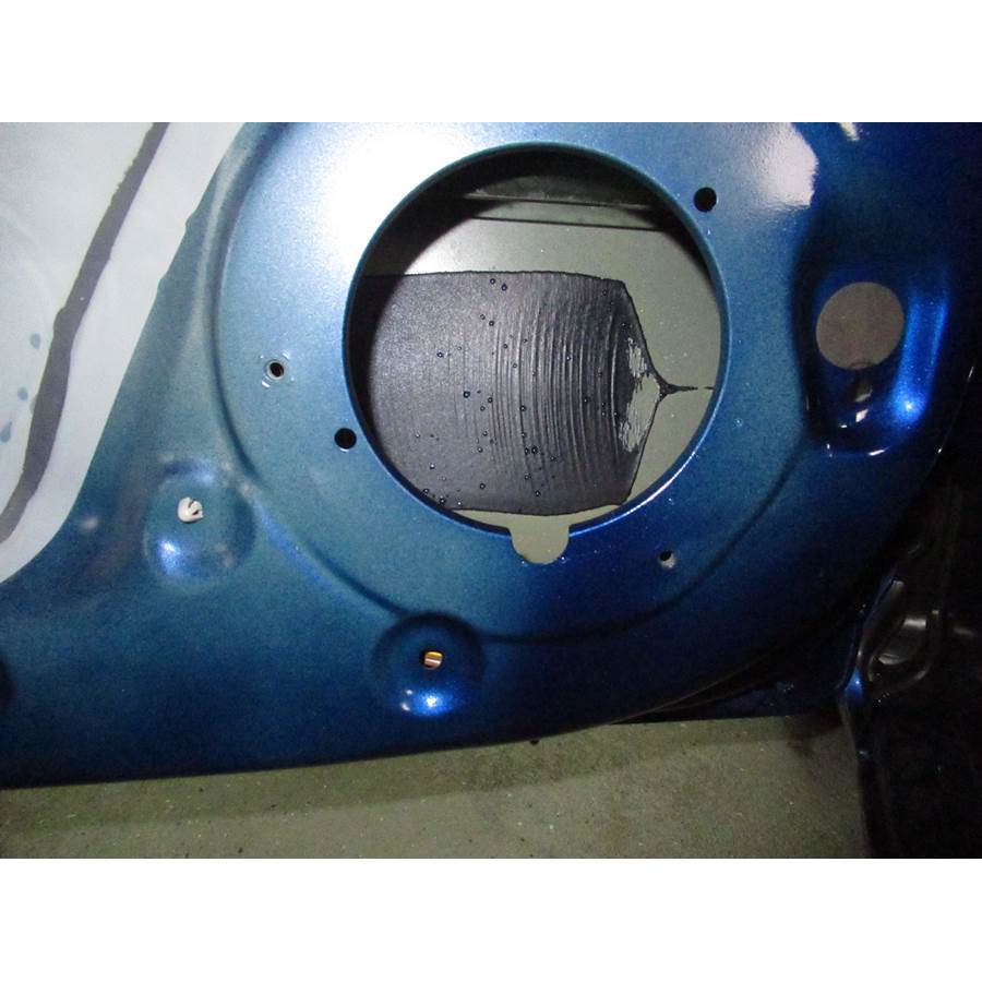 2022 Hyundai Accent Front door woofer removed
