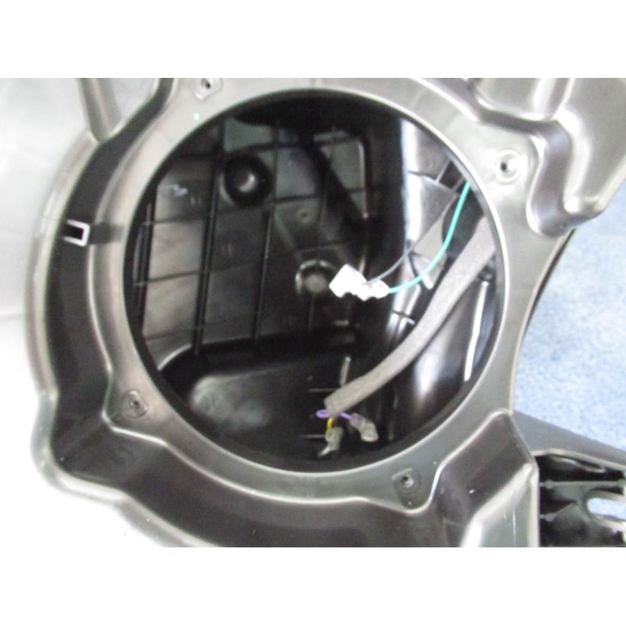2019 Hyundai Ioniq Hybrid Far-rear side speaker removed