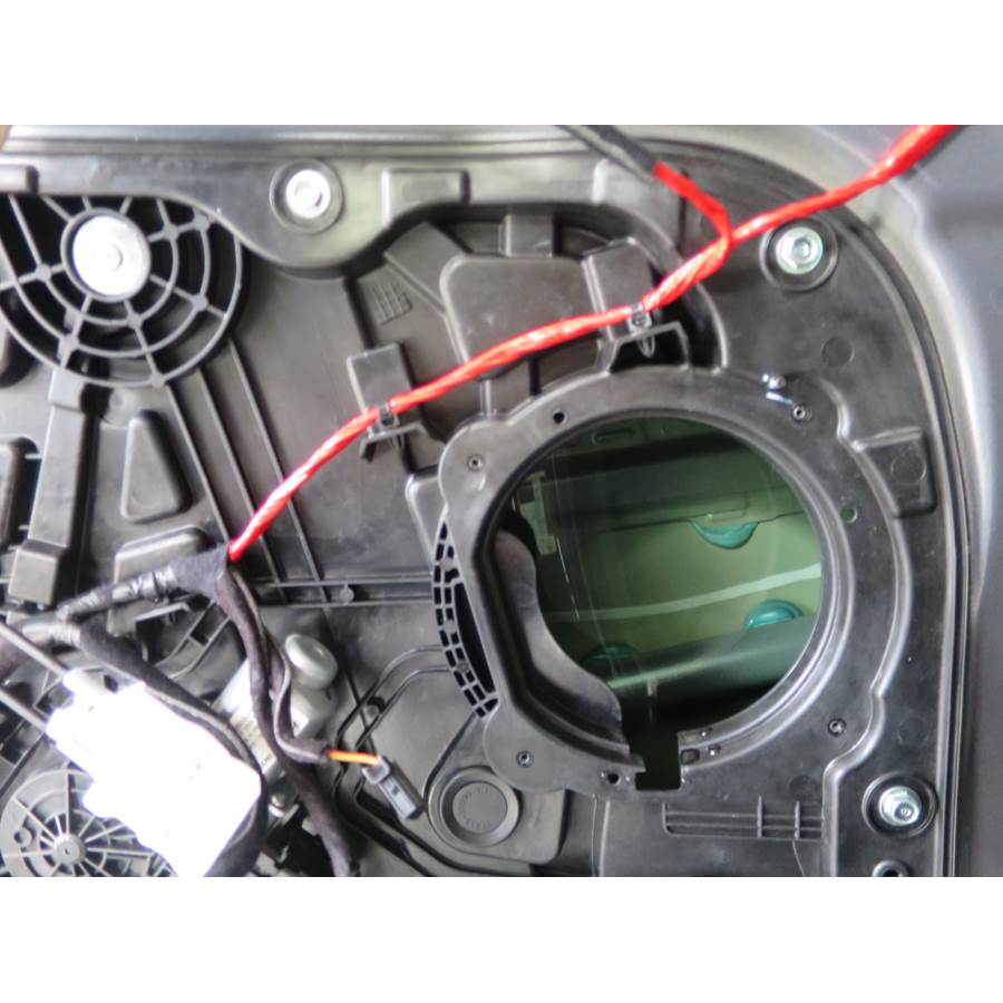 2018 Hyundai Ioniq Hybrid Front door woofer removed