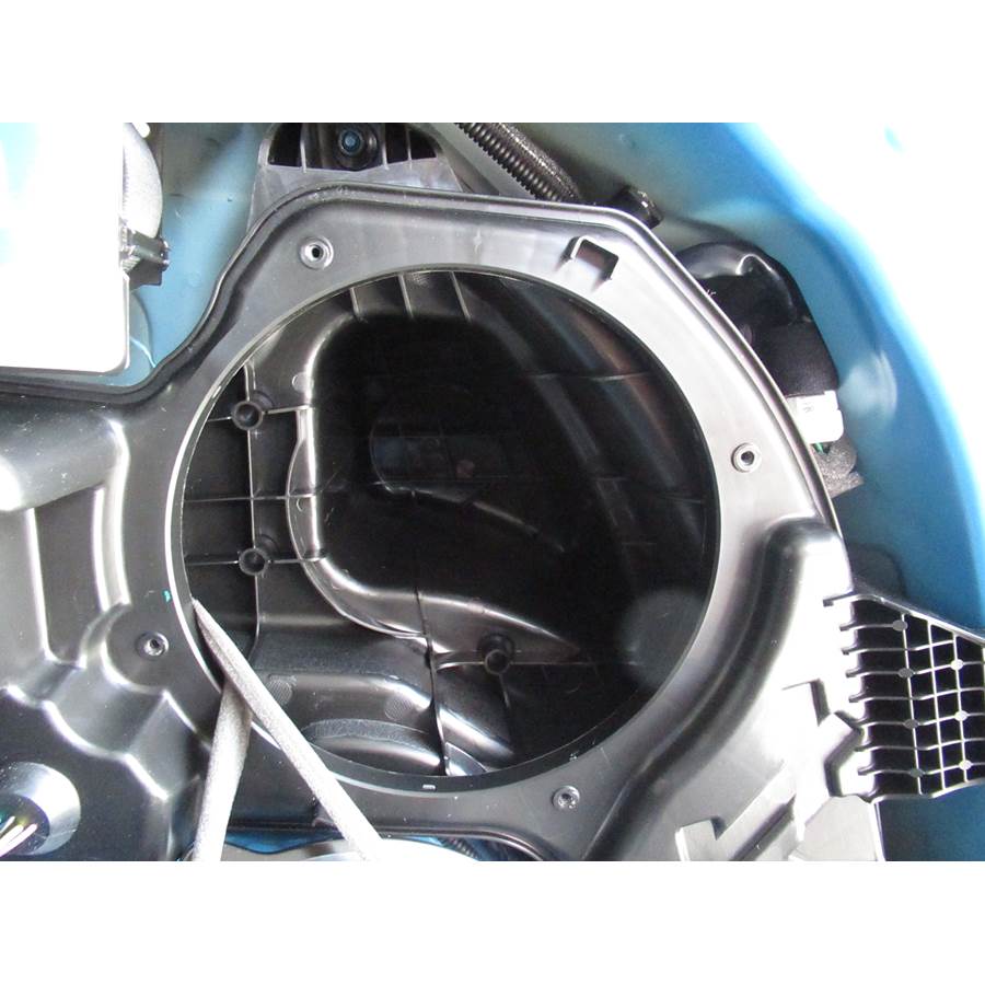 2018 Hyundai Kona Far-rear side speaker removed