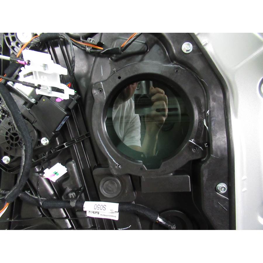 2021 Hyundai Santa Fe Front speaker removed