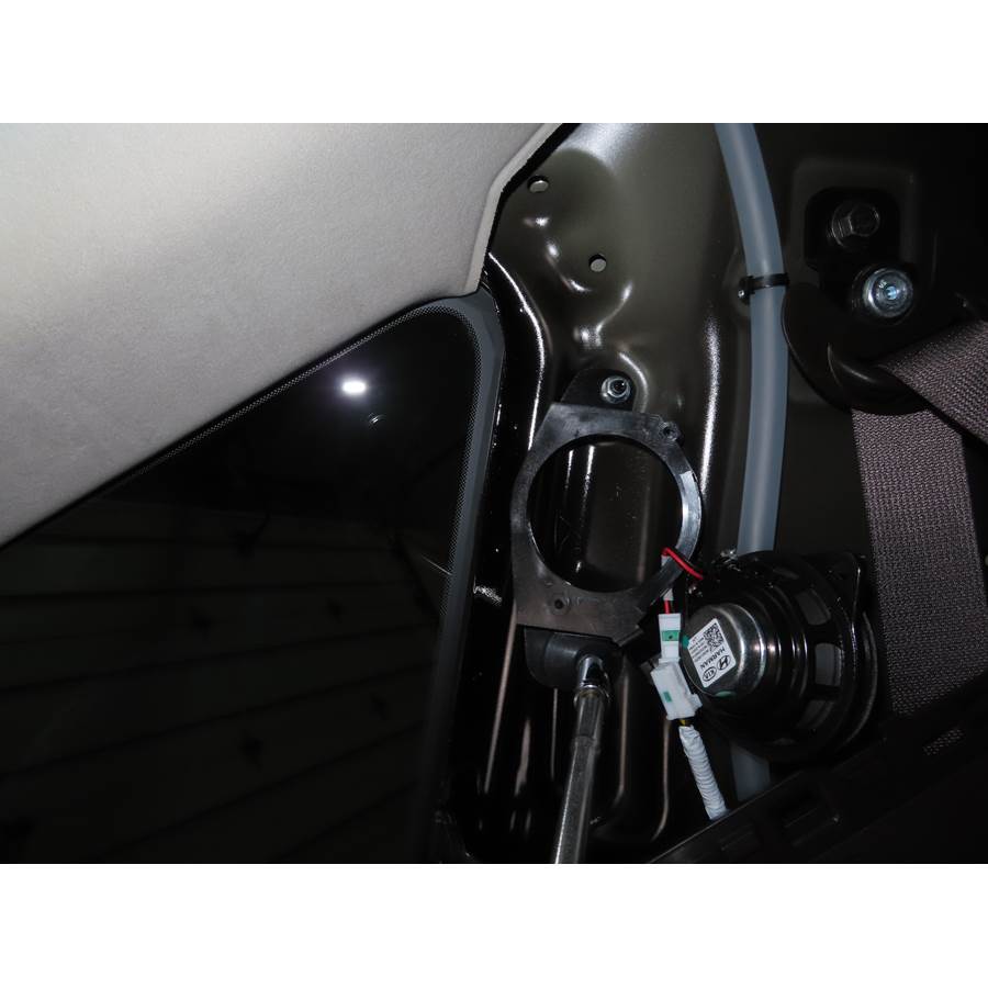 2025 Hyundai Palisade Rear pillar speaker removed