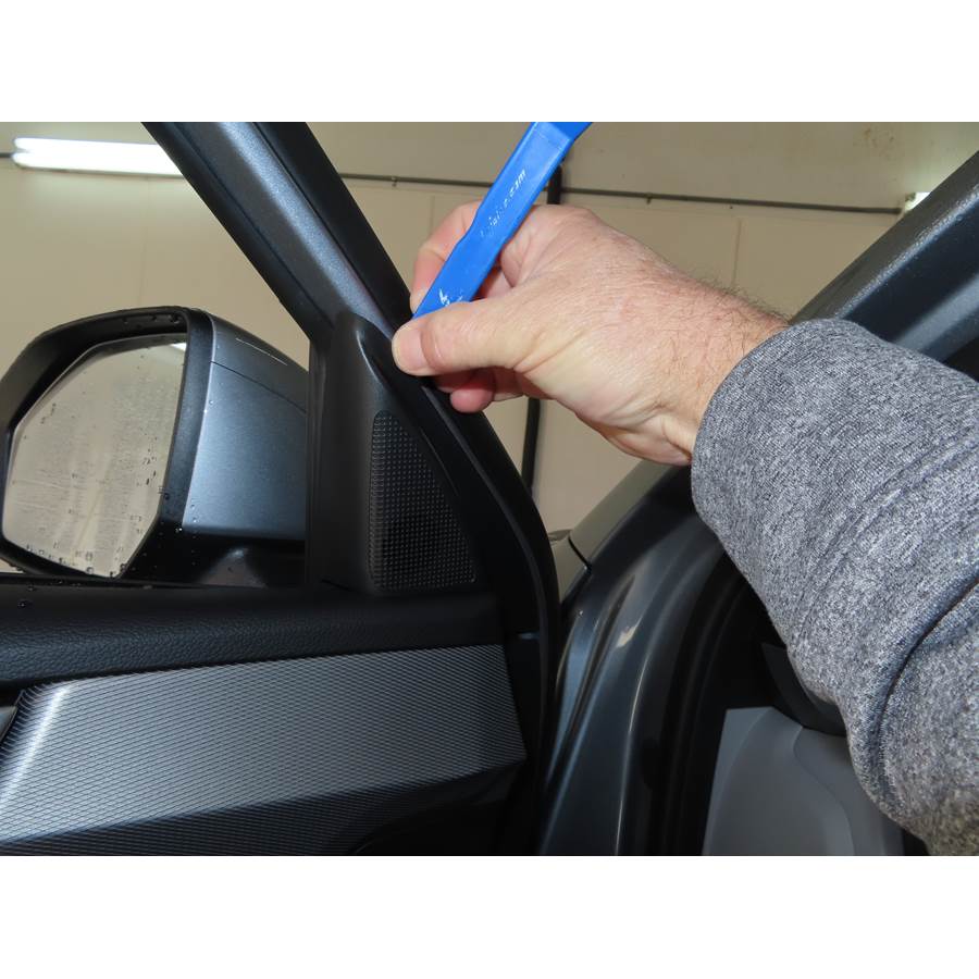 2023 Hyundai Palisade Front door tweeter location