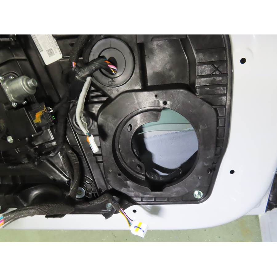 2021 Hyundai Elantra Front door woofer removed