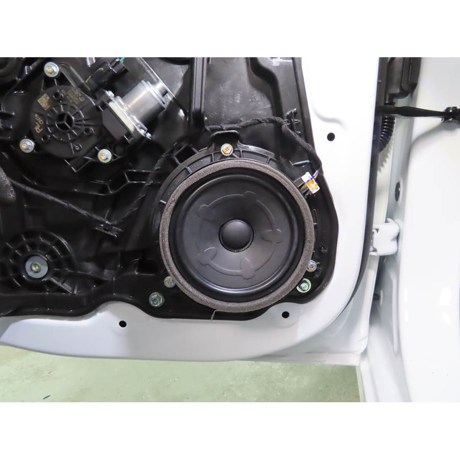 2024 Hyundai Elantra Rear door speaker