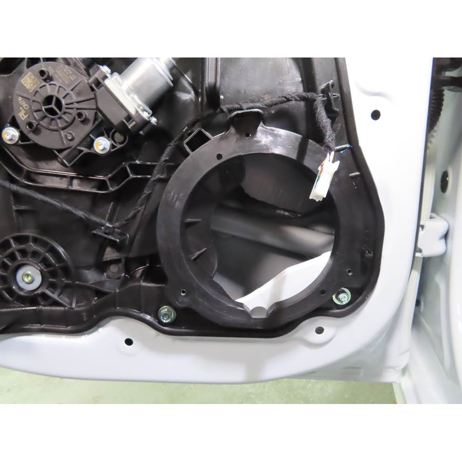 2025 Hyundai Elantra Rear door speaker removed