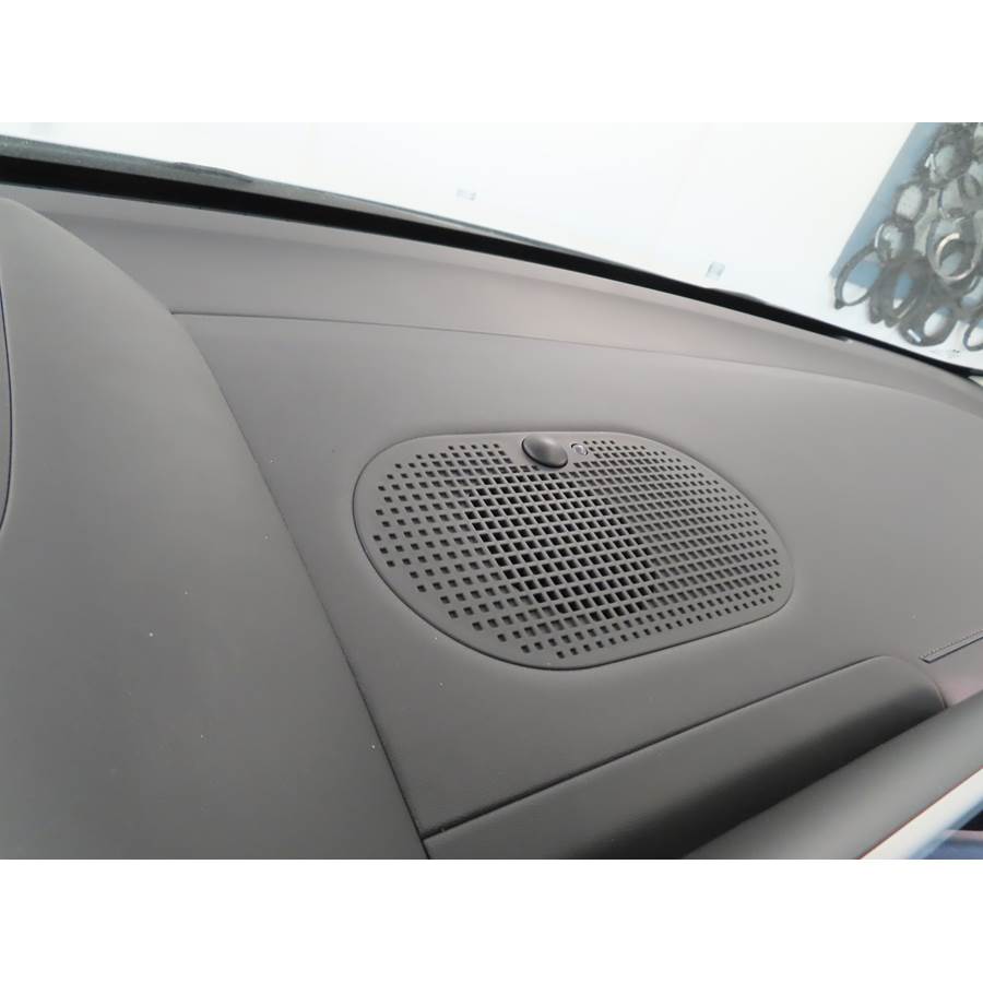 2024 Hyundai IONIQ 5 Center dash speaker location