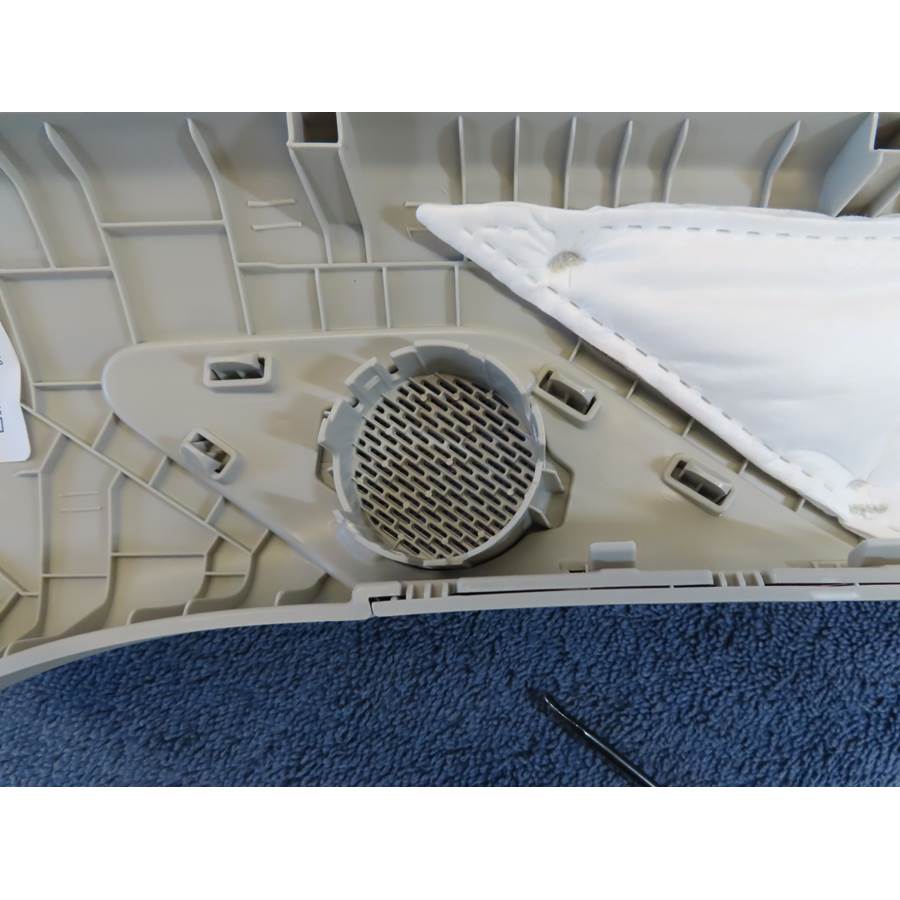 2024 Hyundai Santa Fe Front pillar speaker removed