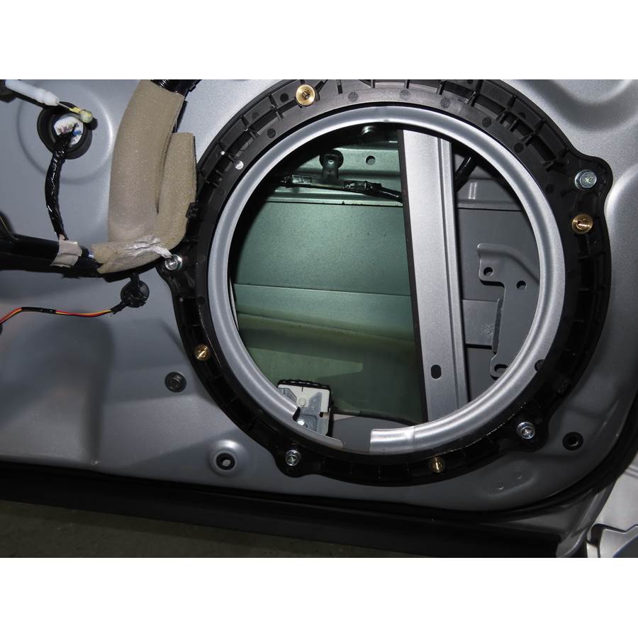 2016 Infiniti Q50 Front door woofer removed