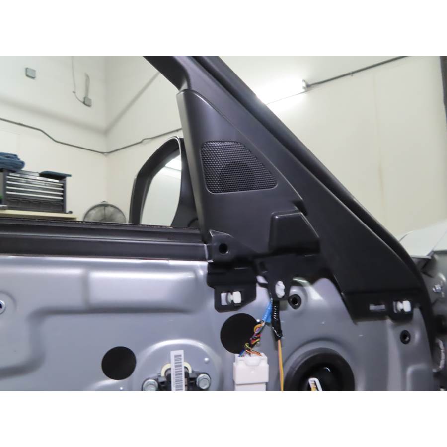 2022 Infiniti Q50 Front door tweeter location
