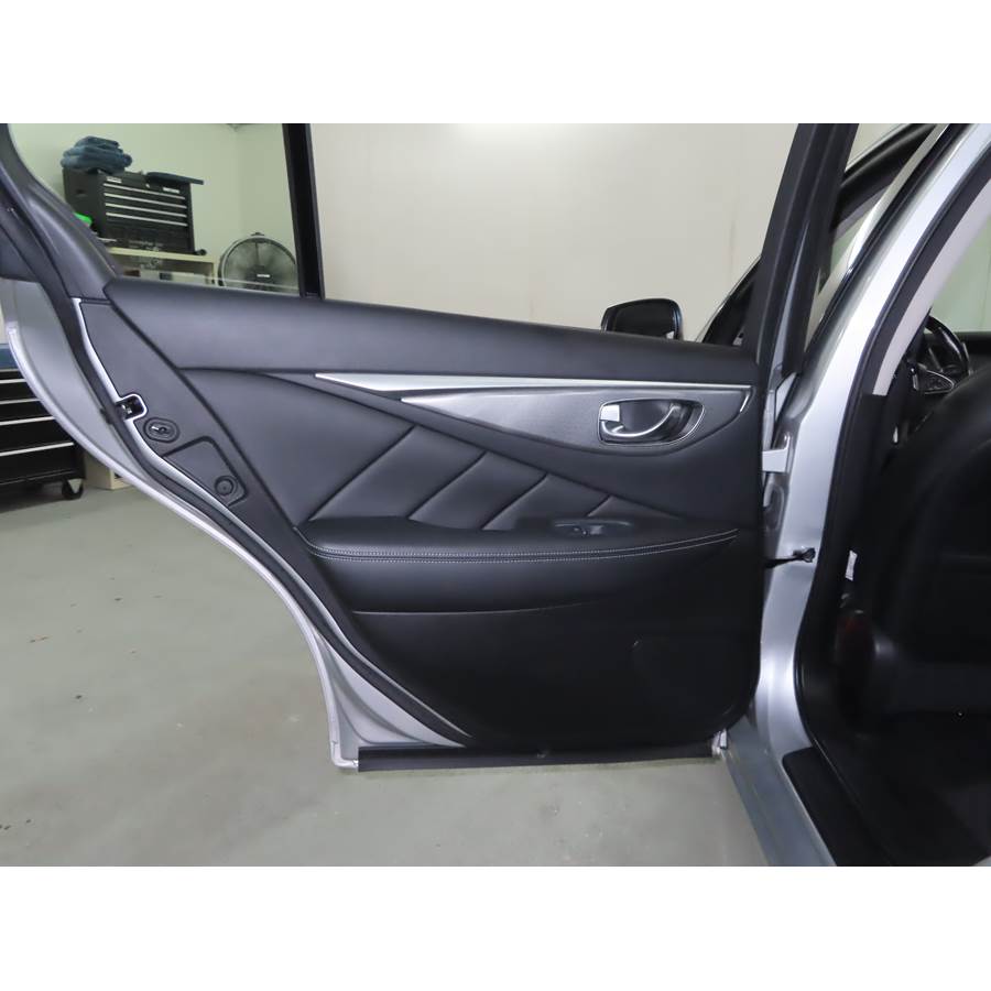 2022 Infiniti Q50 Rear door speaker location