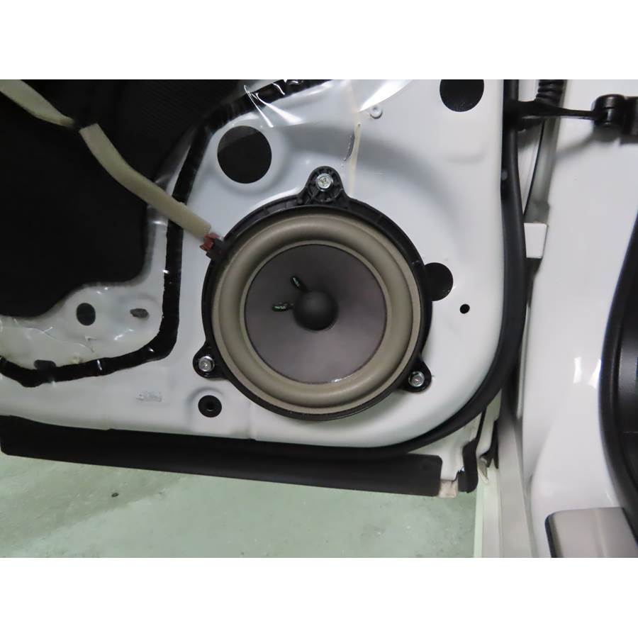 2016 Infiniti Q70 Rear door speaker