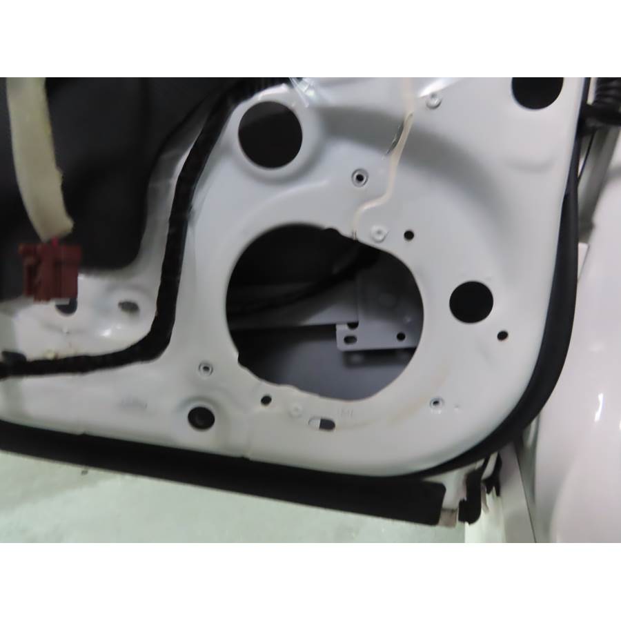 2018 Infiniti Q70 Rear door speaker removed