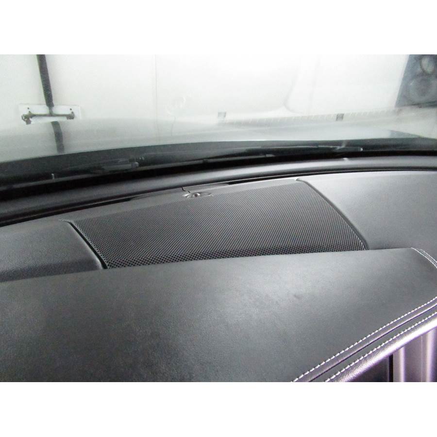 2018 Infiniti QX30 Center dash speaker location