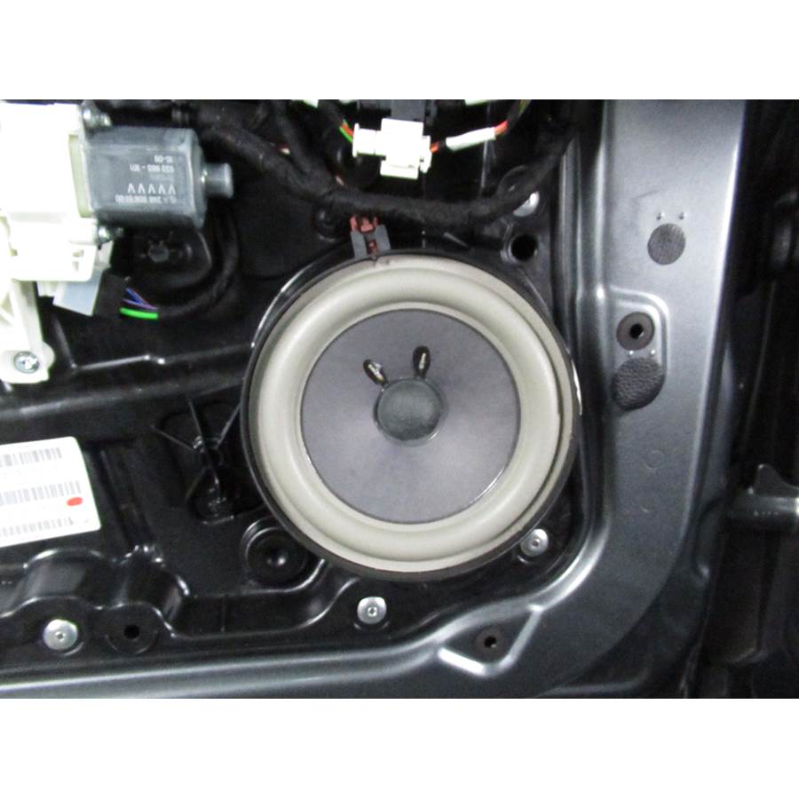 2018 Infiniti QX30 Front door woofer