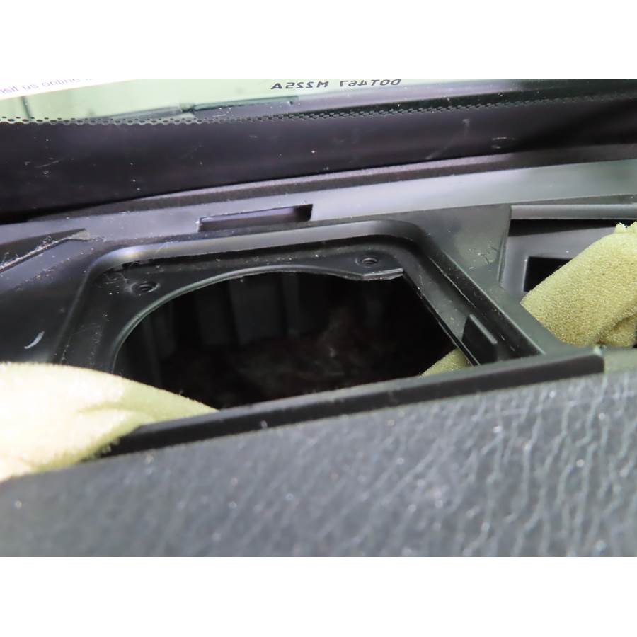 2020 Infiniti QX60 Dash speaker removed