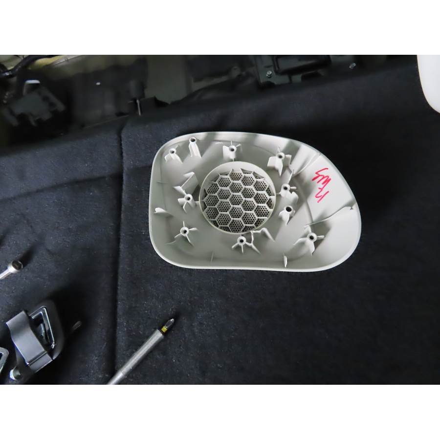 2020 Infiniti QX60 Rear pillar speaker removed