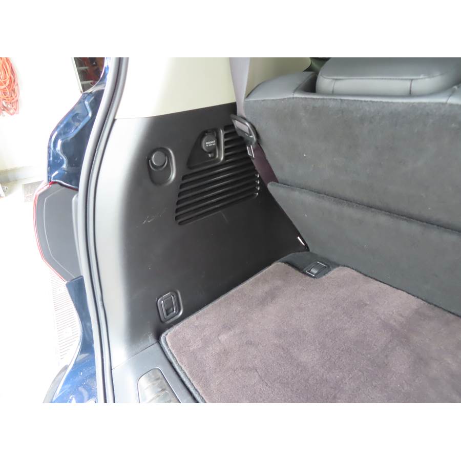2017 Infiniti QX80 Far-rear side speaker location