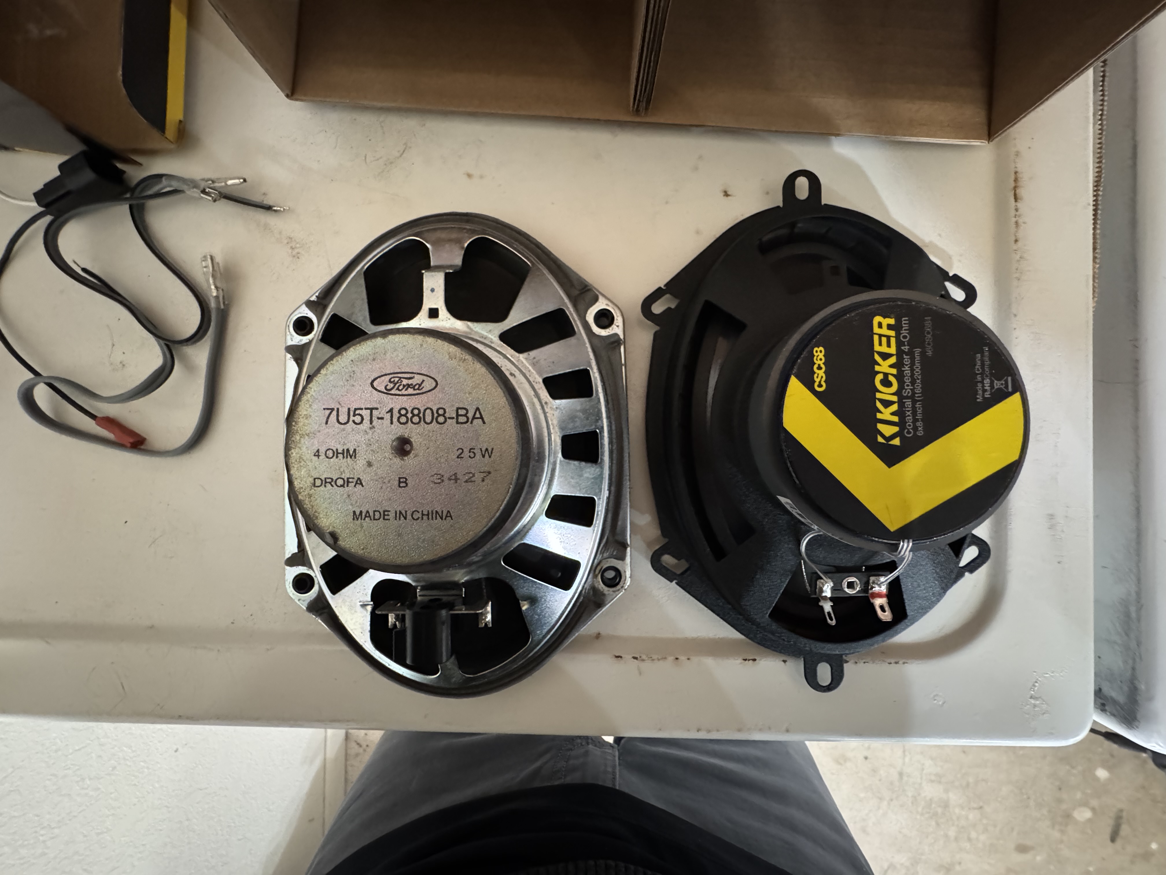 カーズ Kicker 46CSC684 CS Series 6