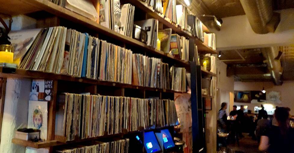 photo of the interior of the Vinyl Steakhouse