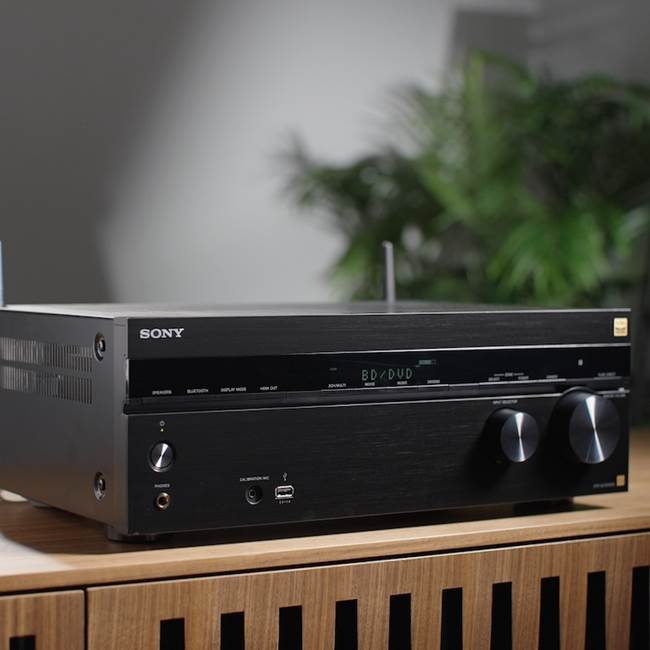 Sony ES STR-AZ1000ES 7.2-channel home theater receiver with Dolby