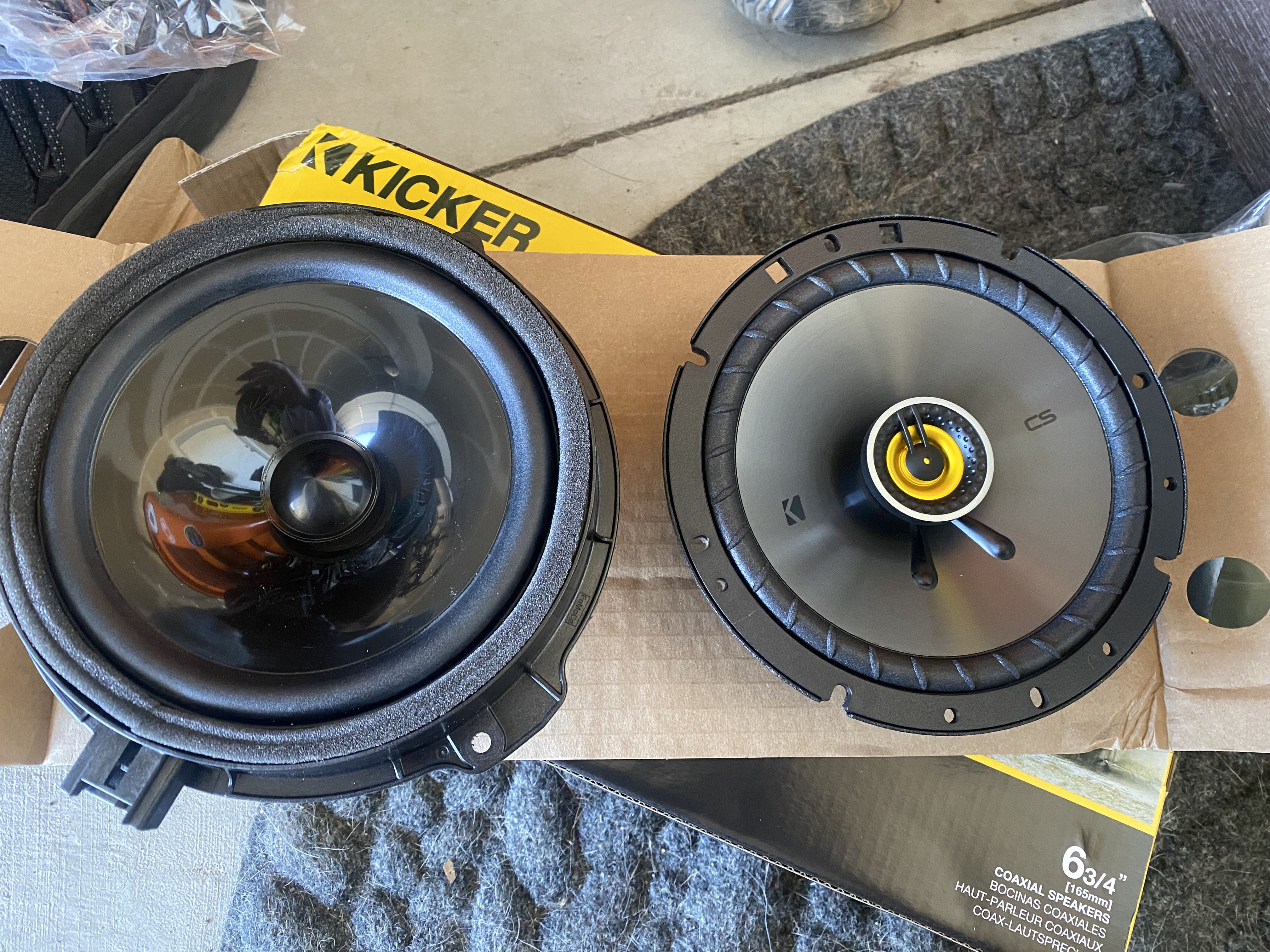 カーオーディオ KICKER 46CSC674 Amazon.com: KICKER Pair 46CSS674 6.75