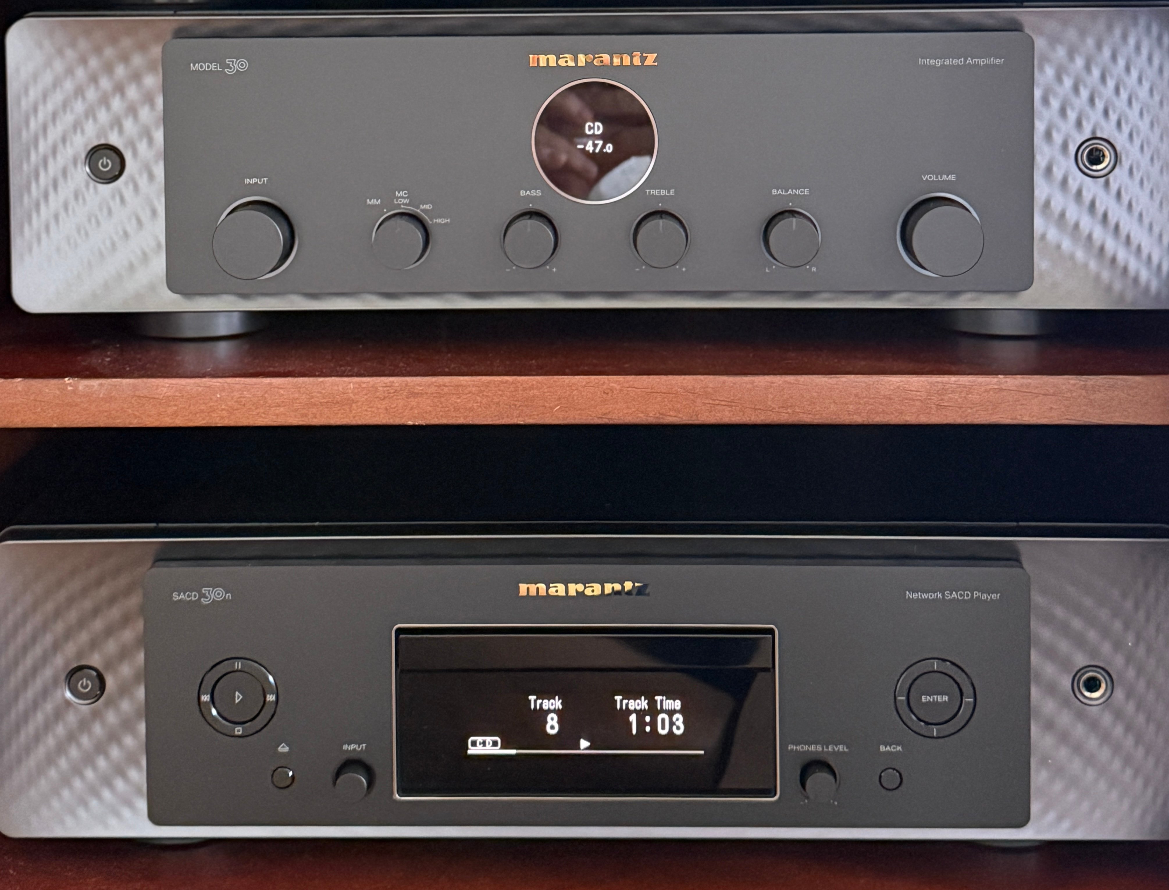 カズキ　marantz SACD30n Marantz SACD 30n Network SACD/CD Player - Silver Gold