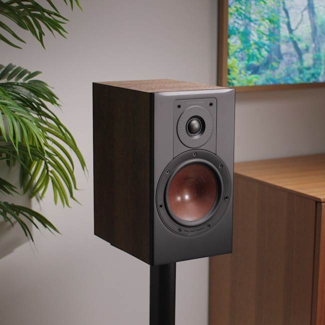 DALI Opticon 2 MK2 (Tobacco Oak) Matched pair of bookshelf