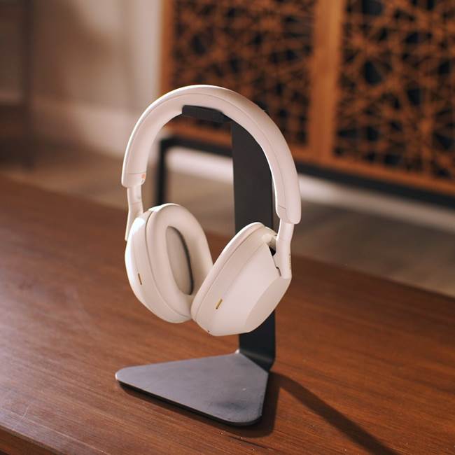 SONY ワイヤレスヘッドホン WH-1000XM5（ホワイト） Sony WH-1000XM5 Premium Wireless Noise Canceling Headphones | Silver
