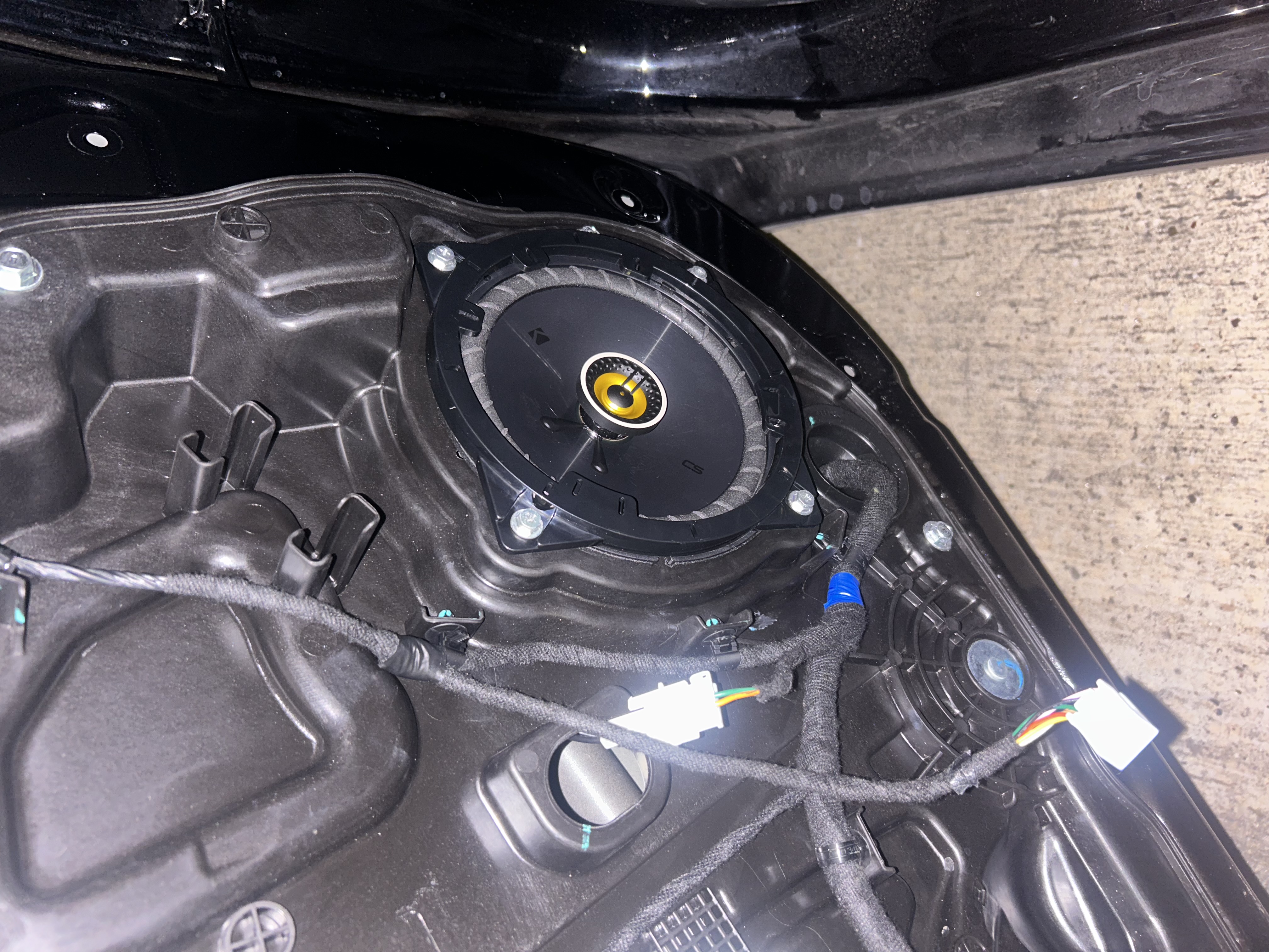 カーオーディオ KICKER 46CSC674 Amazon.com: KICKER 46CSC674 CS-Series CSC67 6.75-Inch (165mm