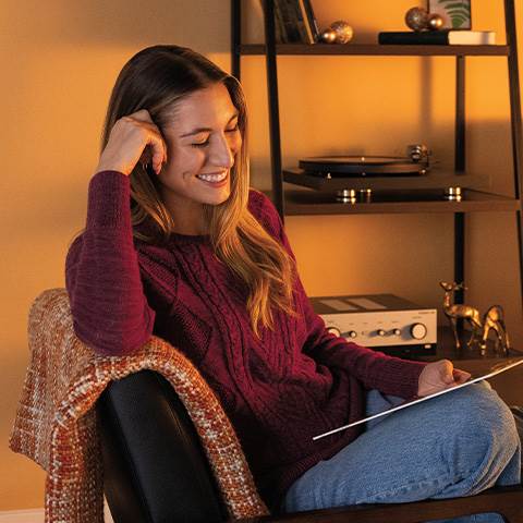 Sony TDG-BR250 3D Active Glasses with rechargeable battery at