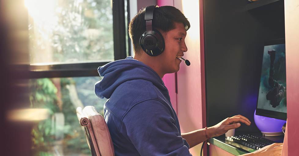 JBL Quantum 360X gaming headset