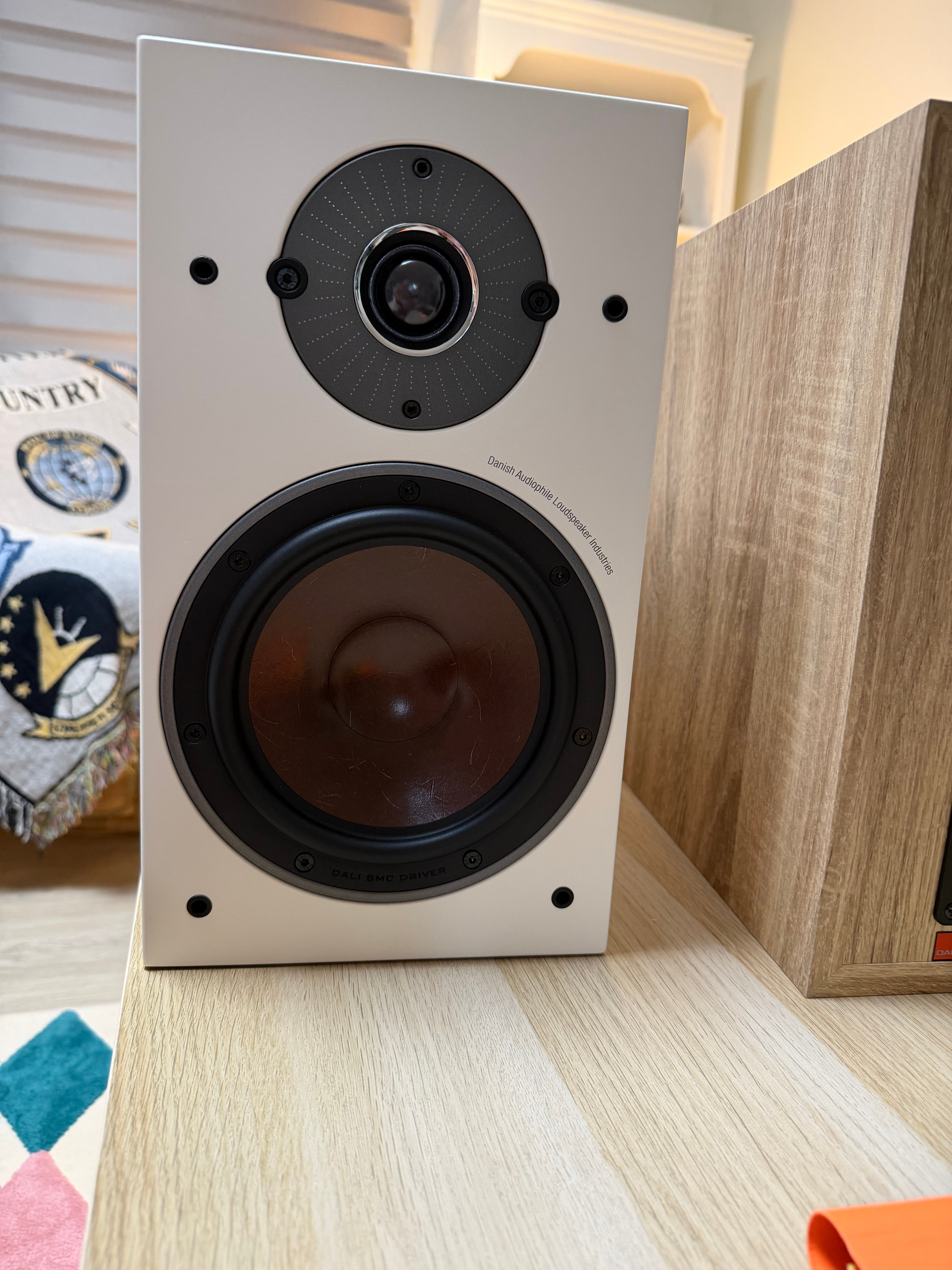Customer Reviews: DALI Oberon 3 (Light Oak) Bookshelf speakers