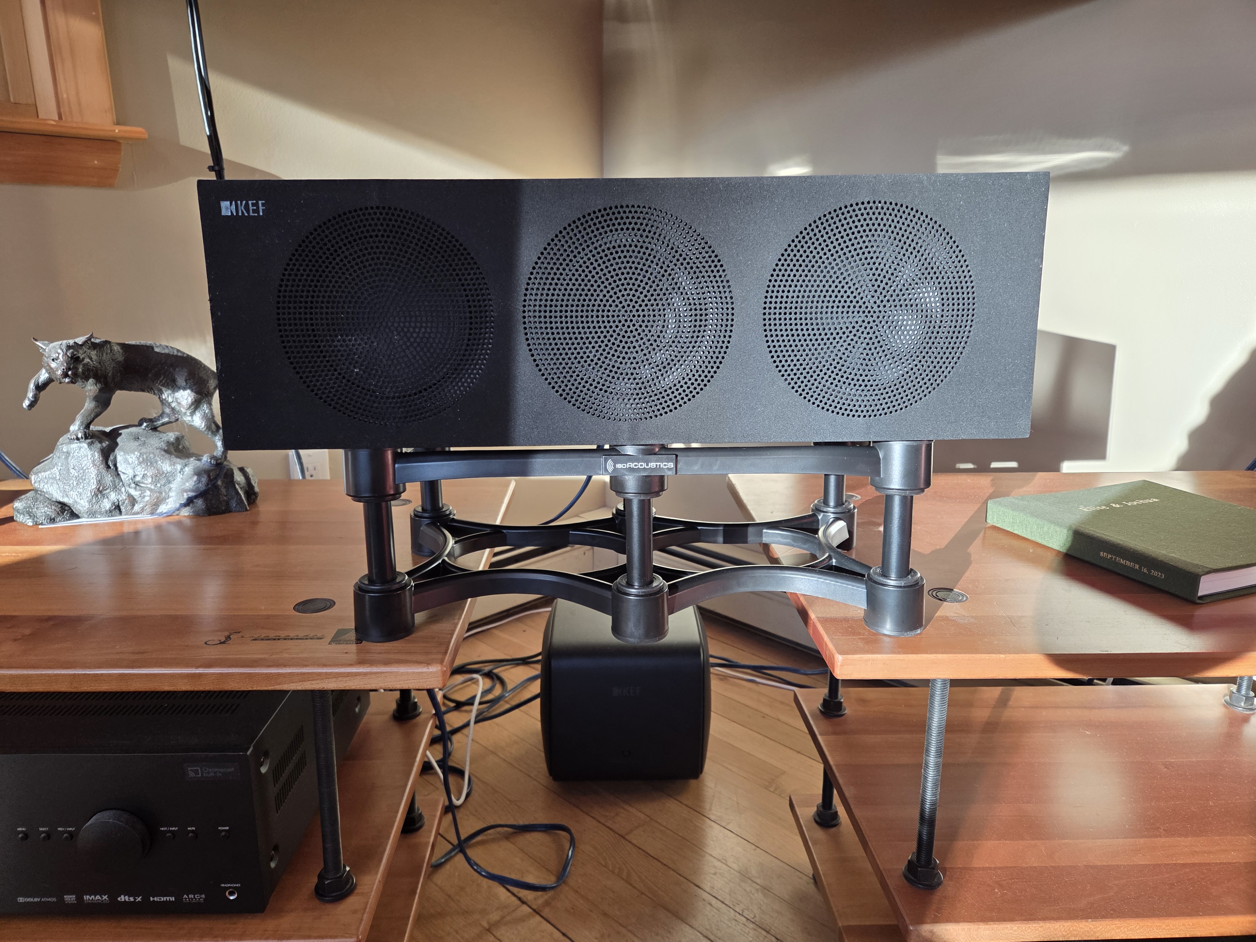 Customer Reviews: IsoAcoustics ISO-430 Large monitor stand at