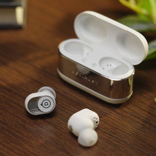 Devialet Gemini II (Iconic White) True wireless earbuds with