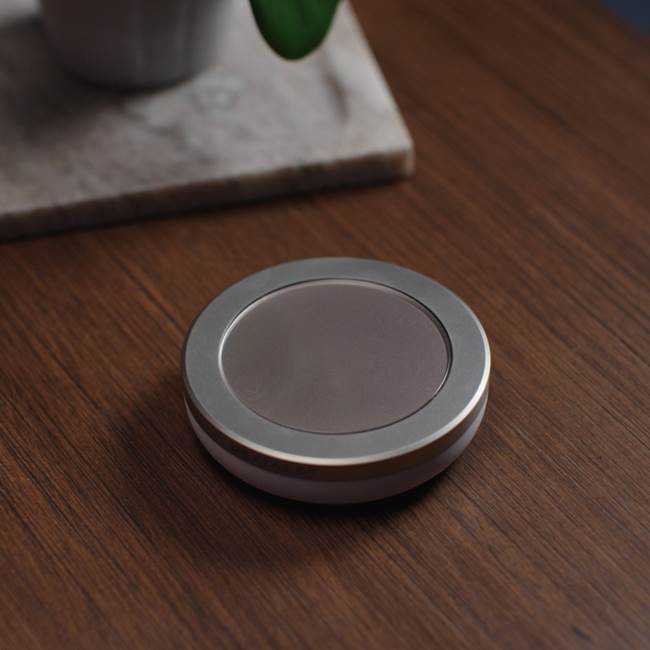 Devialet Remote (Iconic White) For Devialet Phantom wireless