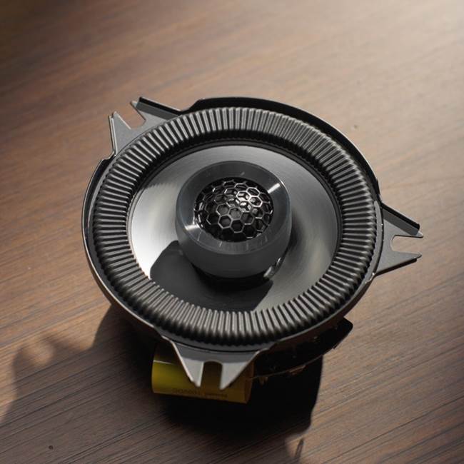 Alpine BRV-S40 BassRev™ 4