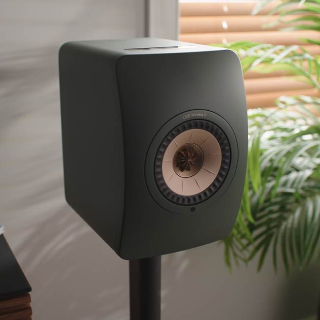KEF LS50 Wireless II (Moss Green) Powered stereo speakers with Wi