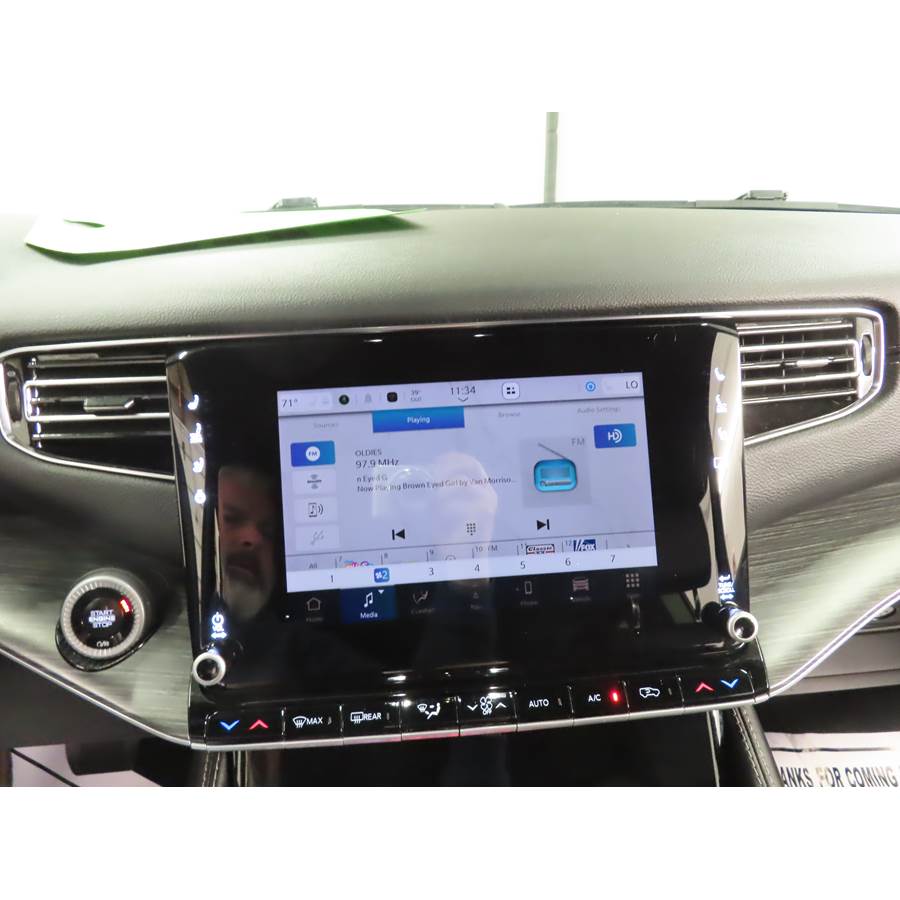 2025 Jeep Wagoneer Factory Radio