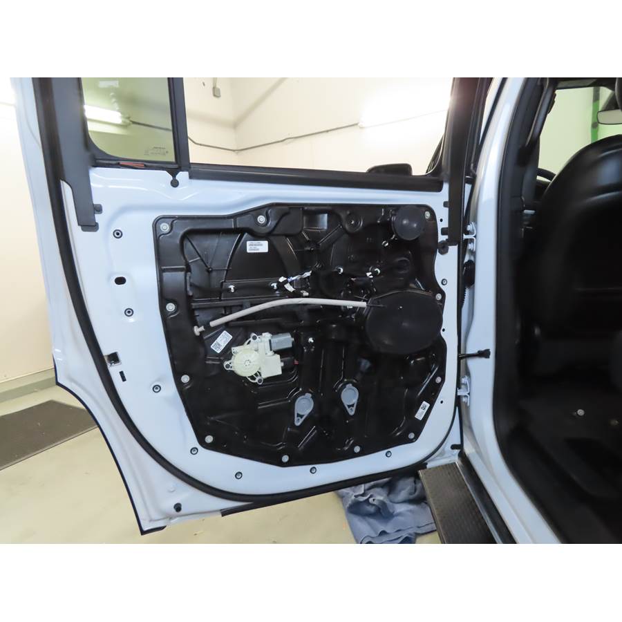 2025 Jeep Wagoneer Rear door speaker