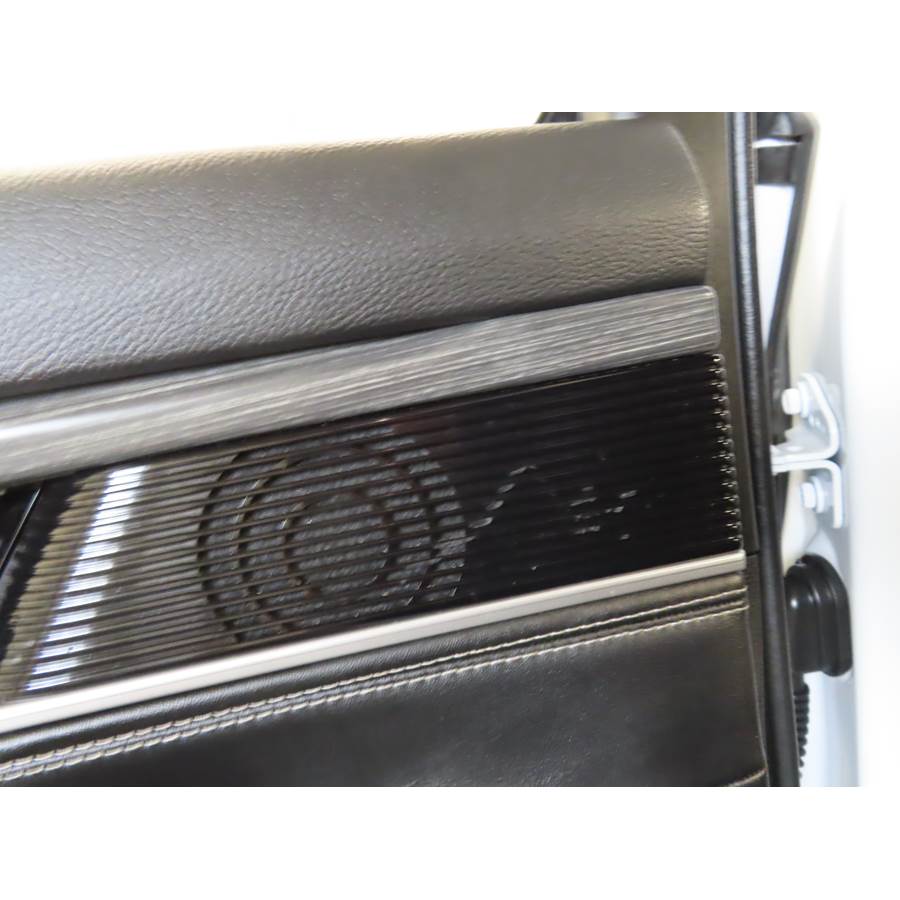 2025 Jeep Wagoneer Rear door tweeter location
