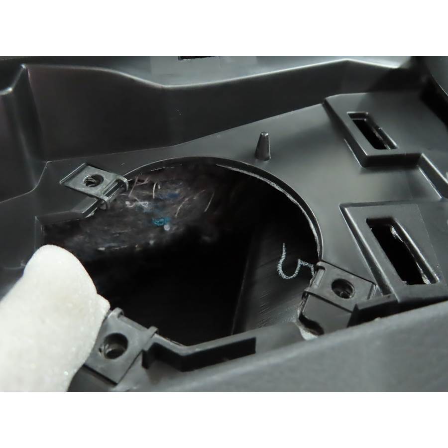 2022 Nissan Altima Dash speaker removed