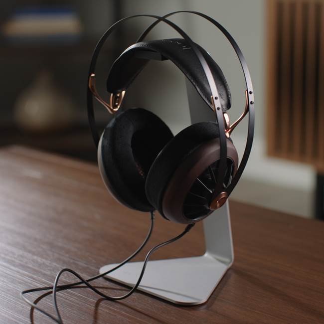 Meze Audio 109 PRO Open-back wired headphones at Crutchfield